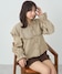 ベージュ