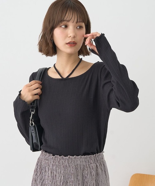 チェーンリブホルターネックプルオーバー