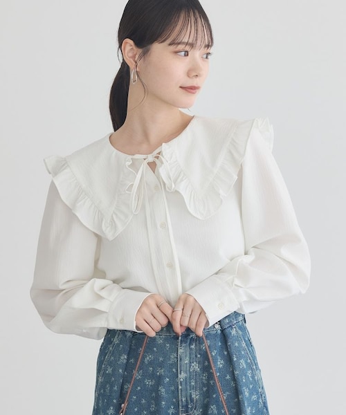 希少極美品✨シーニュ 現行 フリルセーラーブラウス Andree ホワイト 希少極美品✨シーニュ 現行 フリルセーラーブラウス Andree