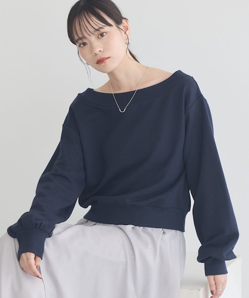 ショート丈ワンポイント刺繍オフショルスウェット｜アース
