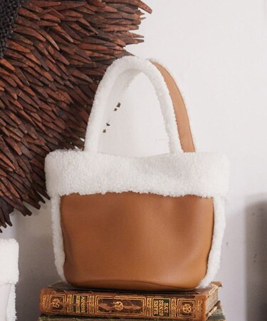 ムートン風ボアバッグ