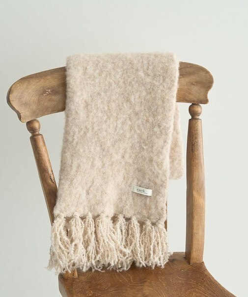 ループヤーンフリンジマフラー