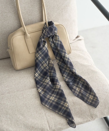 チェックスカーフ