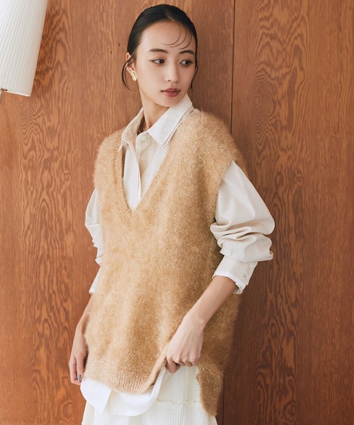 キャットライクヤーンニットベスト