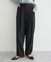 タックコクーンパンツ