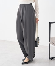 タックコクーンパンツ