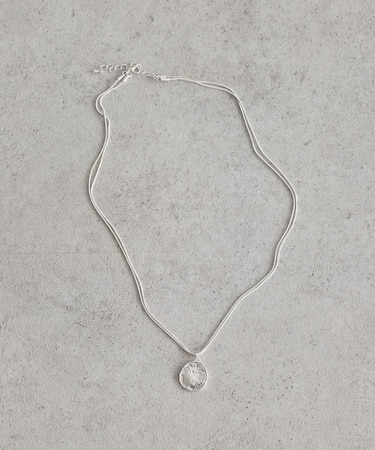 レイヤードチェーンメダリオンネックレス