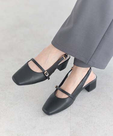 ベルトミュールパンプス