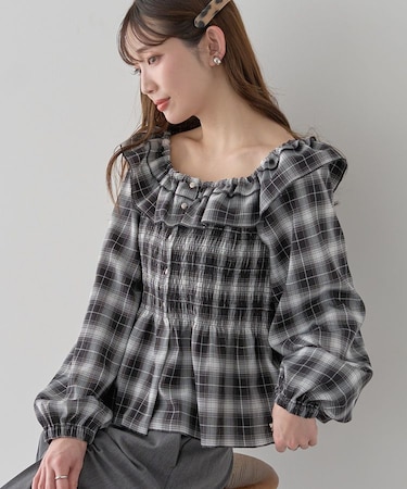 チェックシャーリングブラウス