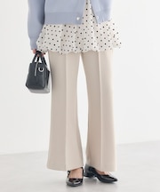 センターシームフレアパンツ