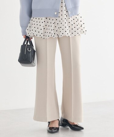 センターシームフレアパンツ