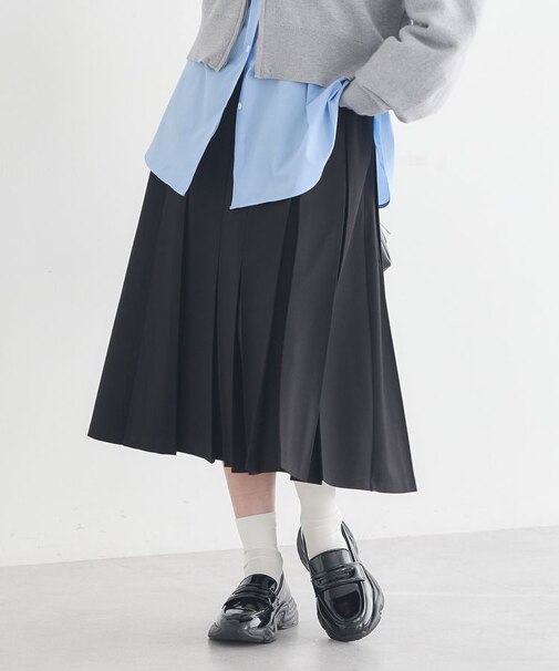 タックプリーツミディスカート