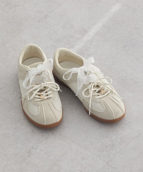 チャーム付きWリボンスニーカー｜アースミュージックアンドエコロジー
