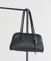 チャーム付きオブロングボストン