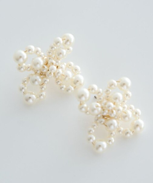 パールフラワーピアス