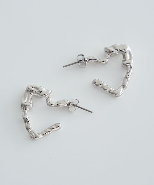 メタリックハートフープピアス