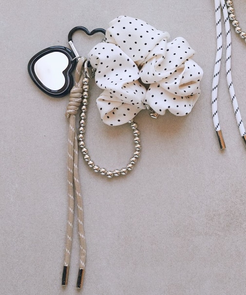 ミラー×シュシュチャーム