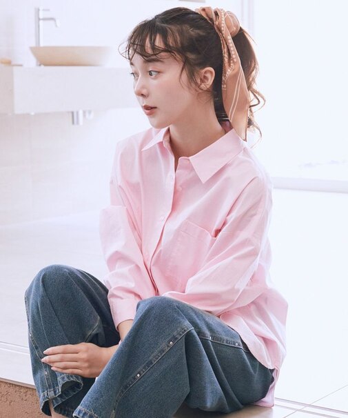 バックツイストオーバーシャツ