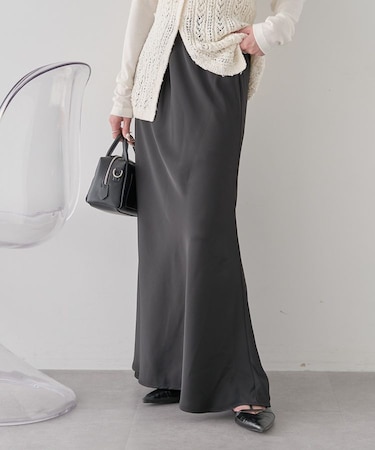 サテンフリルマーメイドスカート