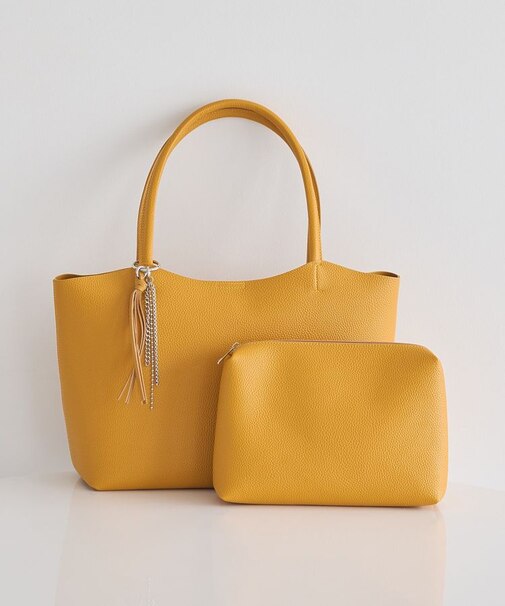 【軽量】チャーム付きトートバッグ