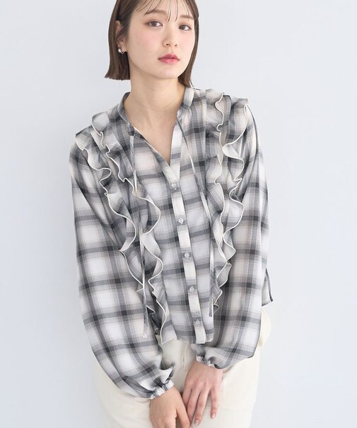 フリルリボンブラウス