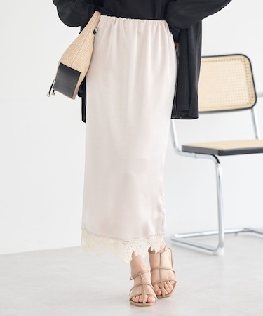 サテンレーススカート