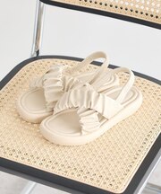 ギャザークロスサンダル