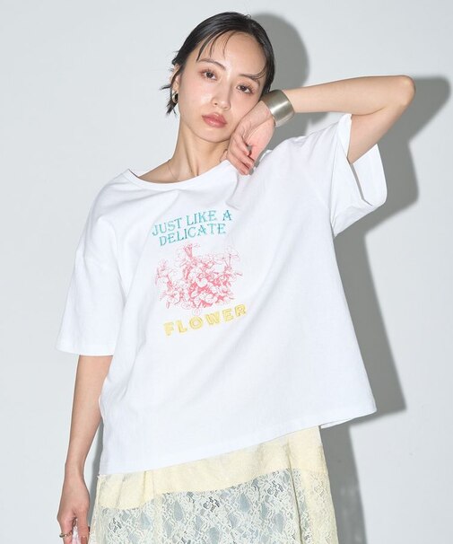 刺繍Tシャツ