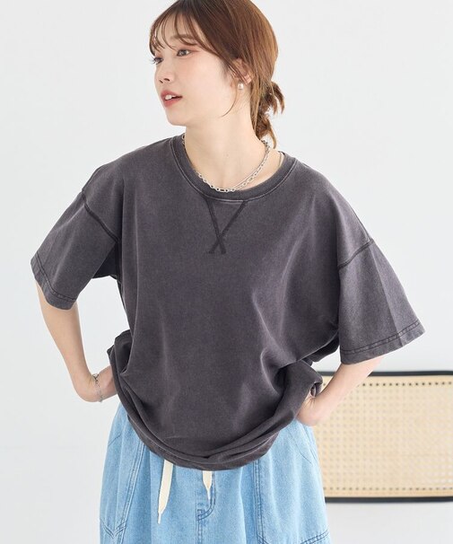 ピグメント風Tシャツ