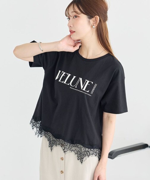 裾レースロゴプリントTシャツ