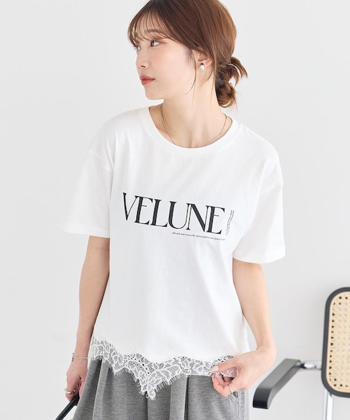 裾レースロゴプリントTシャツ