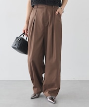 チノタックパンツ