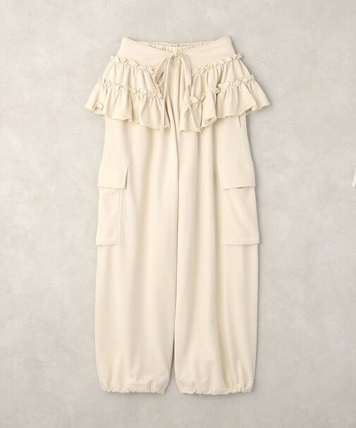ラッフルベルト付きカーゴパンツ