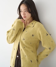 フラワー刺繍襟付きニットカーディガン
