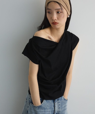 ドレープオフショルフレンチ袖Tシャツ