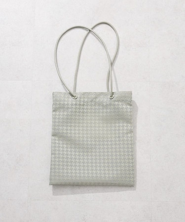 andmikka.メッシュA4トートバッグ