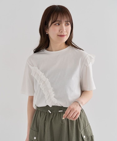 ・Petit Fleur アシンメトリーフリルTEE