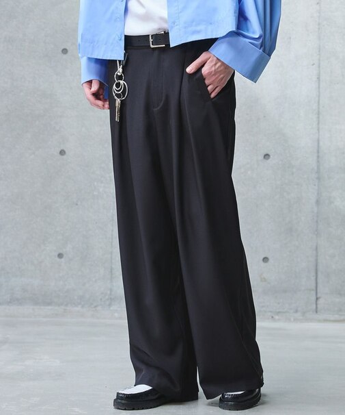 A.ボックスタックワイドストレートパンツ