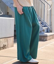 A.ボックスタックワイドストレートパンツ