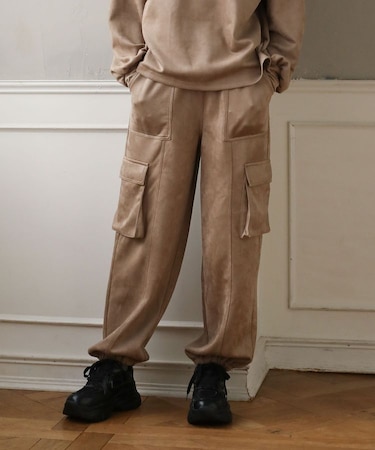 ・SUGAR SPOONスエードポンチカーゴパンツ