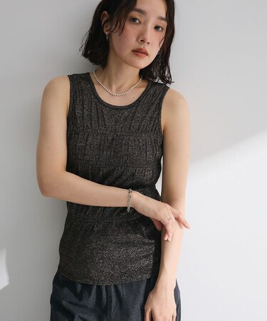 ・Petit Fleur シャーリングラメタンクトップ