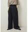 ・ELENCARE DUE スリータックパンツ
