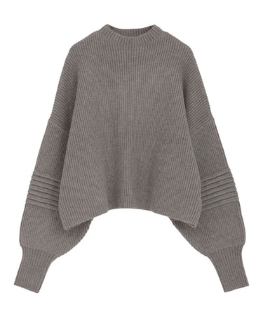 ■ESCAR ピンタックスリーブニット