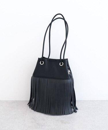 andmikka.フリンジ巾着ショルダーバッグ