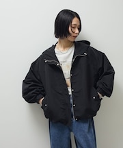 ・ELENCARE DUE マウンテンパーカー