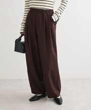 ・ELENCARE DUE ツイルタックコクーンパンツ