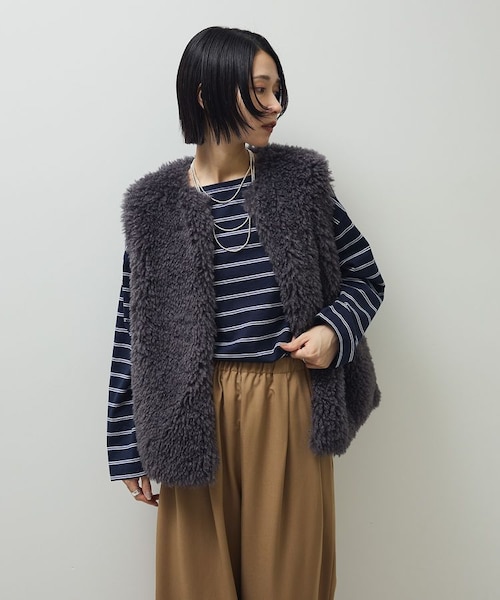 新品未使用】ellie ELLIEエリー ファーショートベスト ジレ GRAY 2025