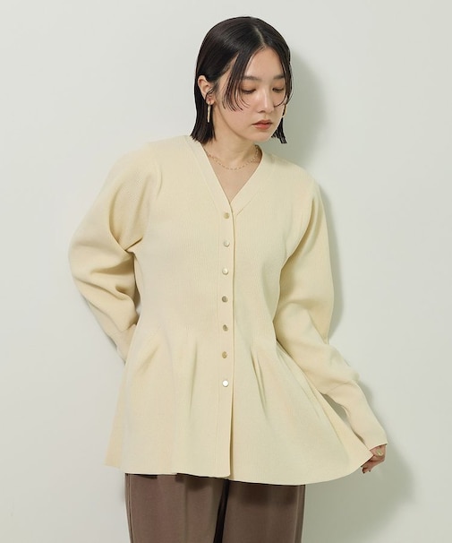 金釦ペプラムニットカーディガン