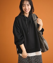 ダンボール抜け衿プルオーバー