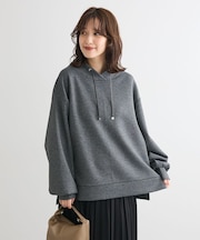 ダンボール抜け衿プルオーバー